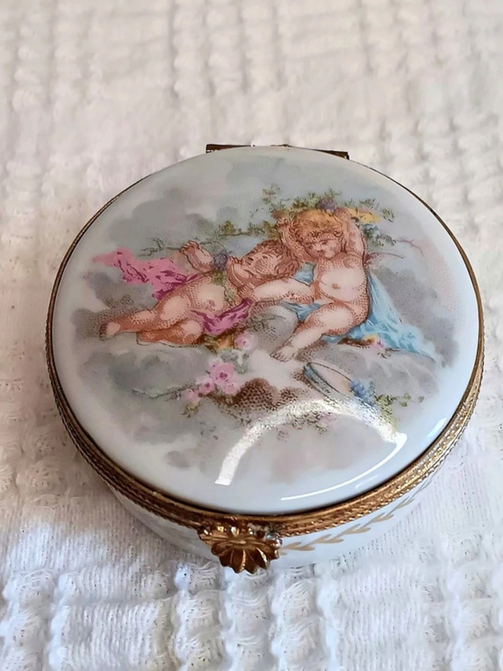 Limoges Porcelain Trinket Box Cherub Scene Gold Trim